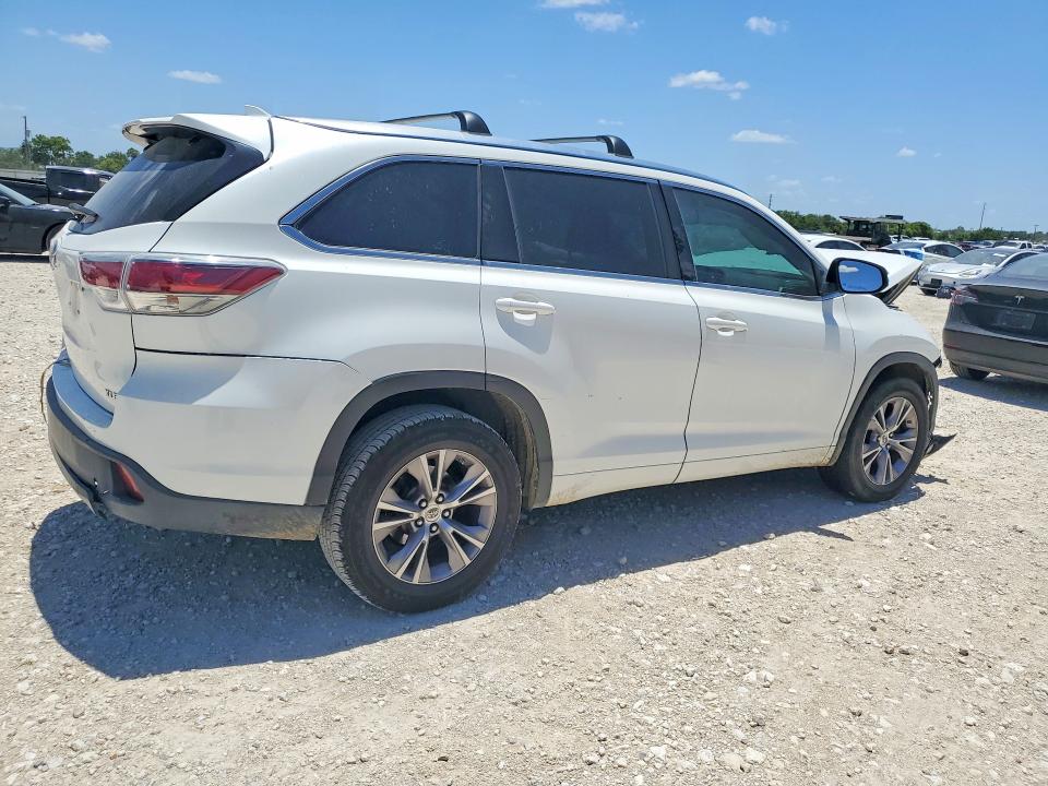 60512866 :رقم المزاد ، 5TDKKRFHXFS113545 vin ، 2015 Toyota Highlander مزاد بيع