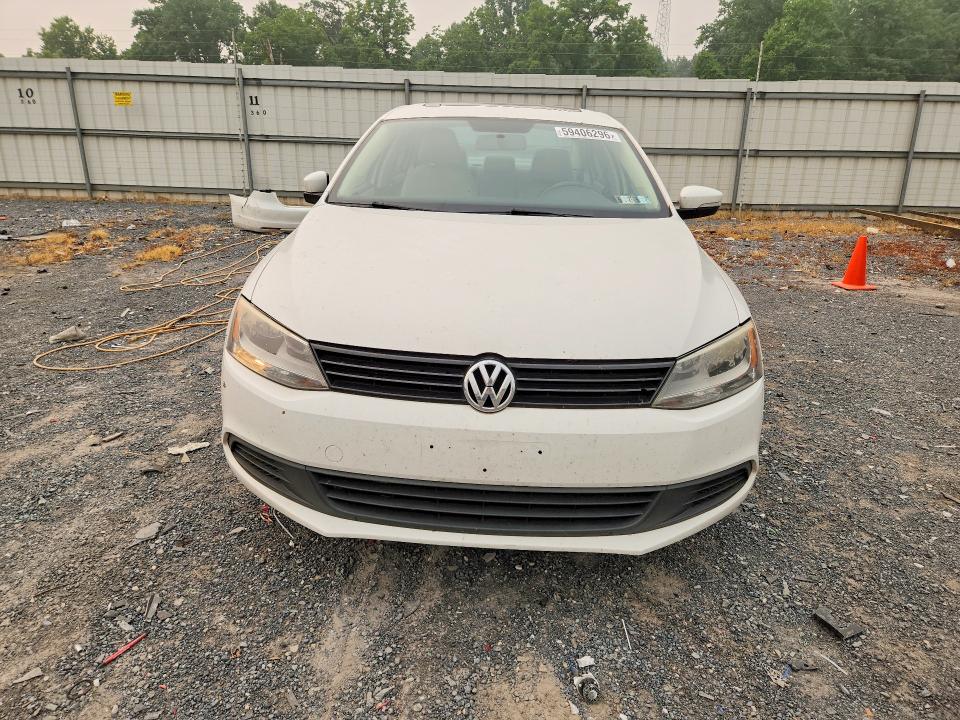 59406296 :رقم المزاد ، 3VWDZ7AJ3BM317825 vin ، 2011 Volkswagen Jetta مزاد بيع