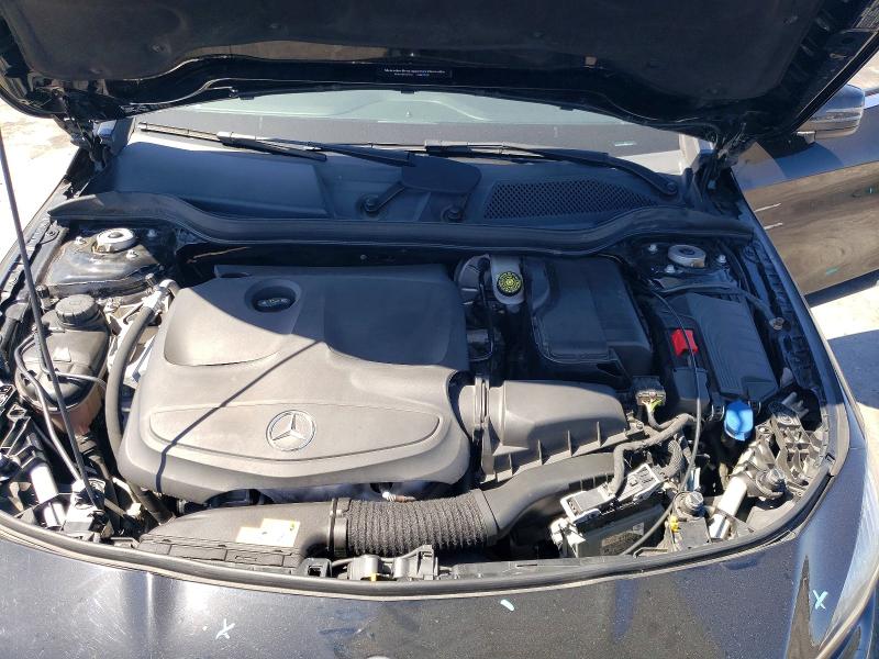 59392966 :رقم المزاد ، WDDSJ4EB6JN602144 vin ، 2018 Mercedes-benz Cla مزاد بيع