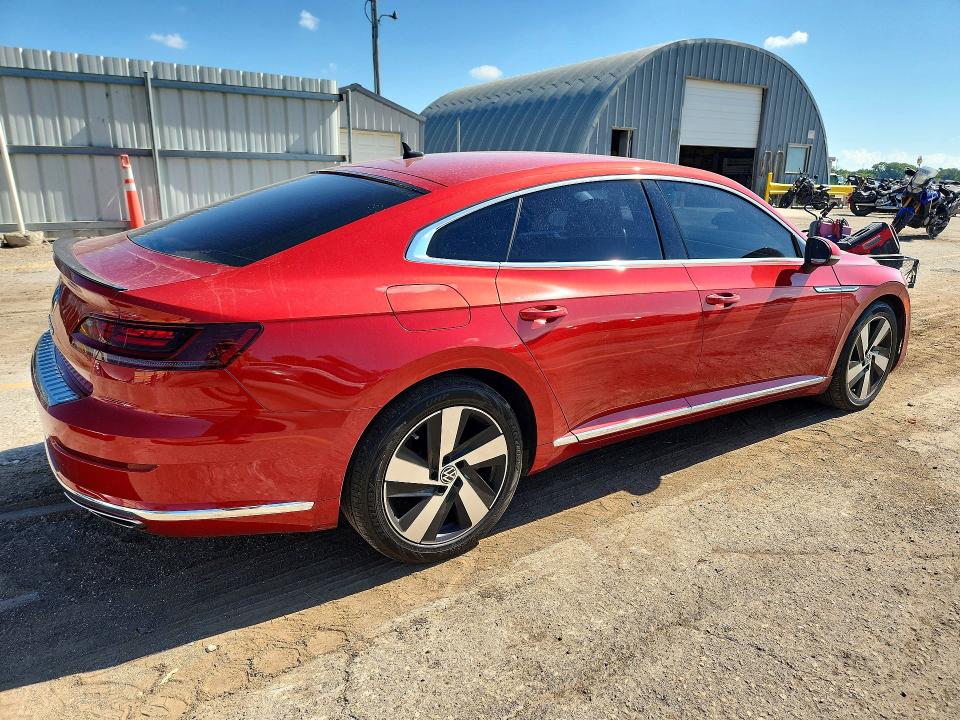 2021 Volkswagen Arteon მანქანა იყიდება აუქციონზე, vin: WVWAR7AN2ME011670, აუქციონის ნომერი: 60210396