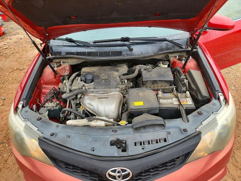 61629836 :رقم المزاد ، 4T1BF1FK5CU620857 vin ، 2012 Toyota Camry مزاد بيع
