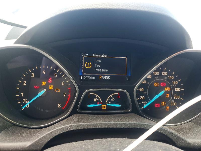 60629986 :رقم المزاد ، 1FMCU0GD8HUB68835 vin ، 2017 Ford Escape مزاد بيع