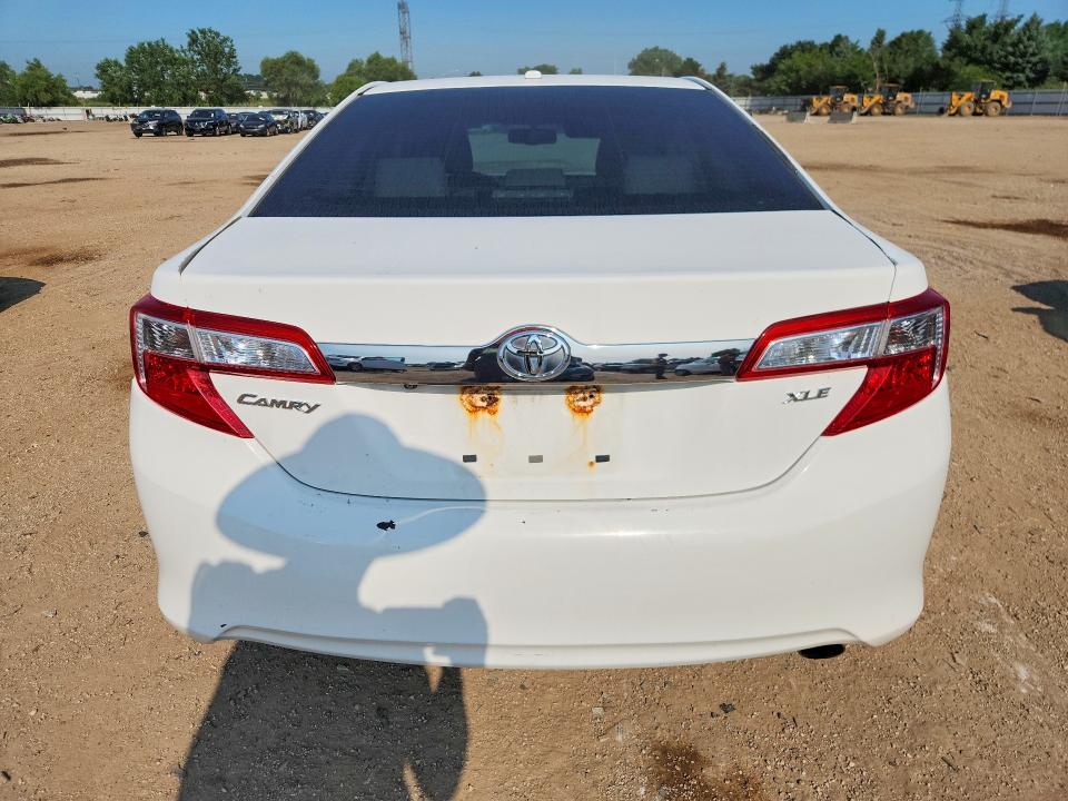 Aukcja sprzedaży 2014 Toyota Camry, vin: 4T4BF1FK3ER355056, numer aukcji: 61004866