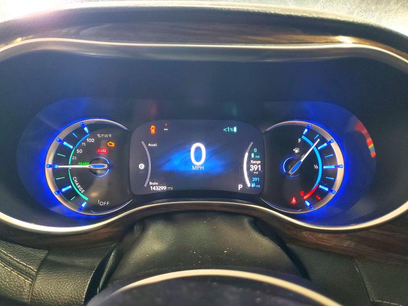 60704926 :رقم المزاد ، 2C4RC1S75MR590481 vin ، 2021 Chrysler Pacifica مزاد بيع