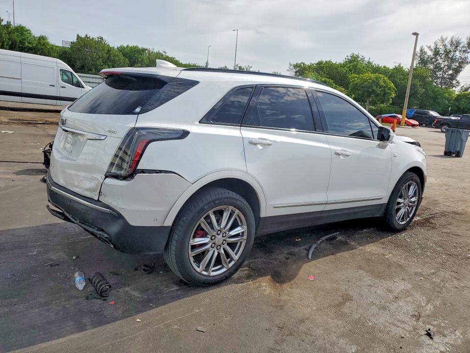 Продажа на аукционе авто 2024 Cadillac Xt5, vin: 1GYKNGRS6RZ729856, номер лота: 61391836
