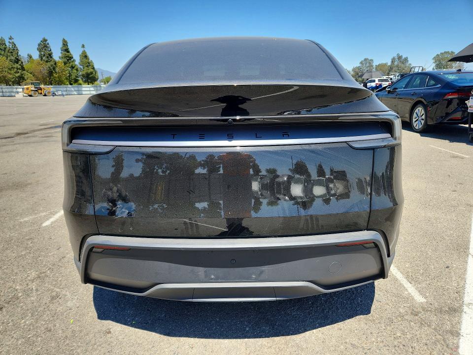 Продаж на аукціоні авто 2026 Tesla Model Y, vin: 7SAYGDED0TA425404, номер лоту: 61959476