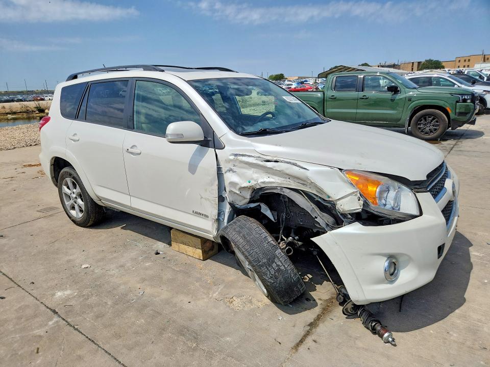 63313846 :رقم المزاد ، 2T3DK4DV2BW049224 vin ، 2011 Toyota Rav4 مزاد بيع