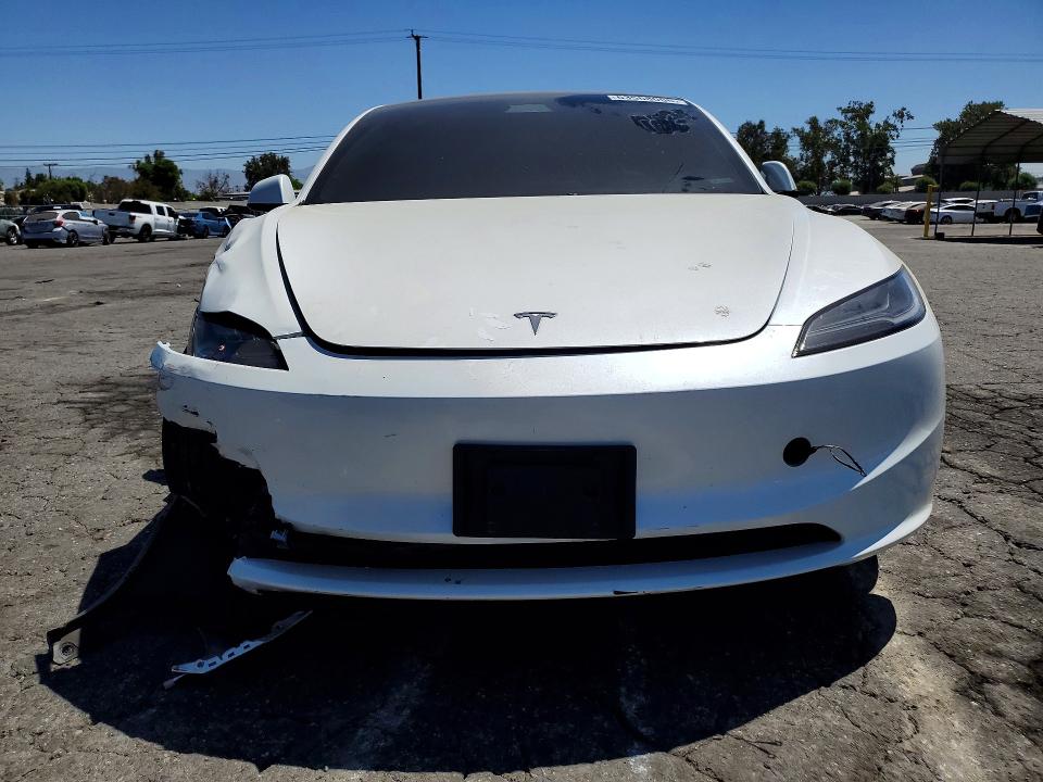 Продаж на аукціоні авто 2025 Tesla Model 3, vin: 5YJ3E1EA0SF026057, номер лоту: 63568006
