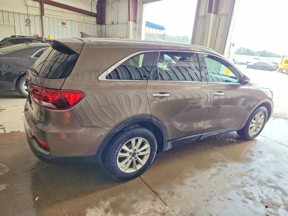 Продажа на аукционе авто 2019 Kia Sorento, vin: 5XYPG4A35KG499630, номер лота: 61381376