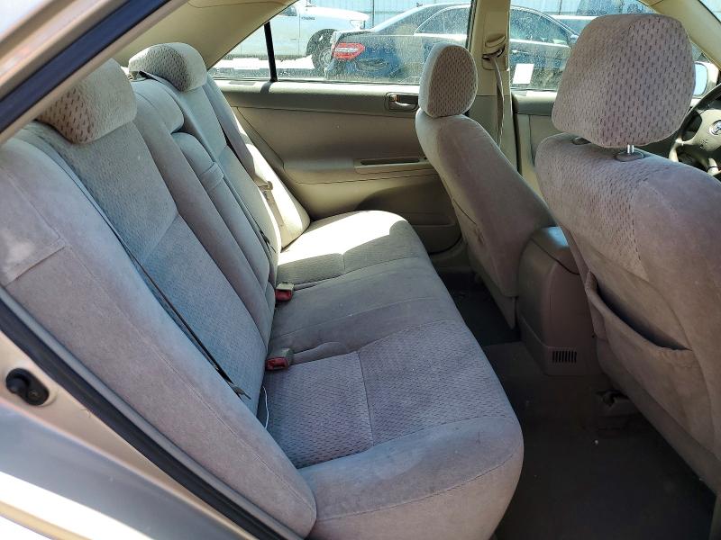 60230896 :رقم المزاد ، 4T1BE32K04U834242 vin ، 2004 Toyota Camry مزاد بيع