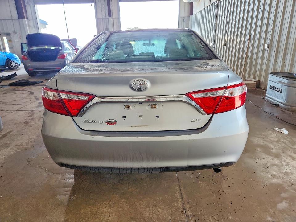 58564586 :رقم المزاد ، 4T1BF1FKXGU235655 vin ، 2016 Toyota Camry مزاد بيع