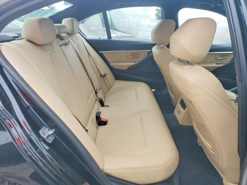 63209546 :رقم المزاد ، WBA8B9G55HNU48961 vin ، 2017 Bmw 330 مزاد بيع