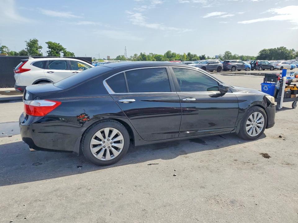 Продажа на аукционе авто 2013 Honda Accord, vin: 1HGCR2F74DA137432, номер лота: 61072066