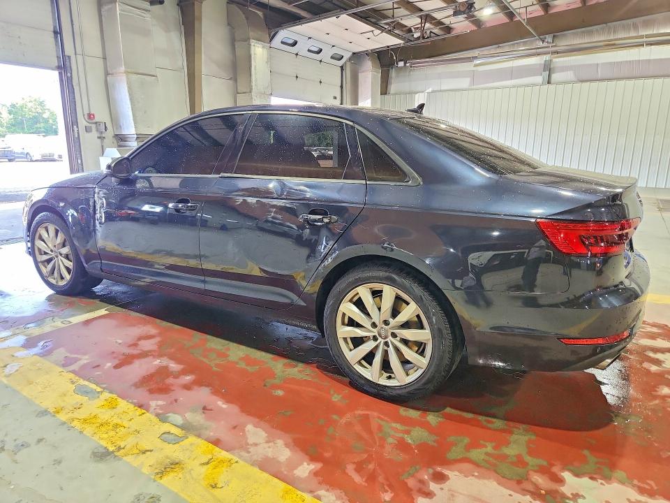 61884776 :رقم المزاد ، WAUANAF4XHN032309 vin ، 2017 Audi A4 مزاد بيع