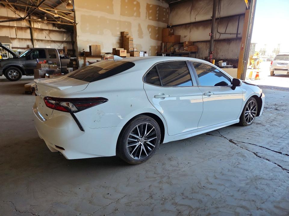 Aukcja sprzedaży 2021 Toyota Camry, vin: 4T1G11AK0MU605261, numer aukcji: 59861816