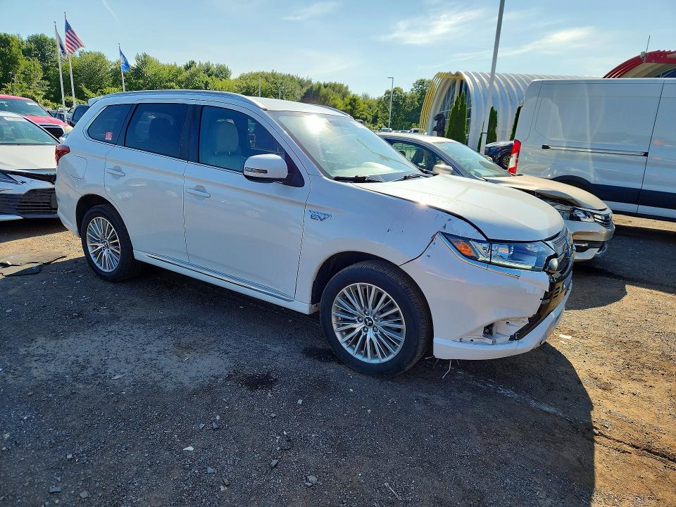 2019 Mitsubishi Outlander მანქანა იყიდება აუქციონზე, vin: JA4J24A53KZ053395, აუქციონის ნომერი: 61101256