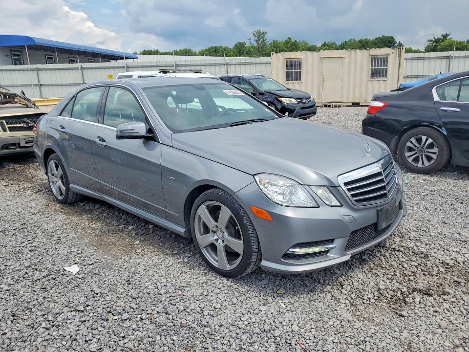 Продажа на аукционе авто 2012 Mercedes-benz E, vin: WDDHF8JBXCA618401, номер лота: 61089806