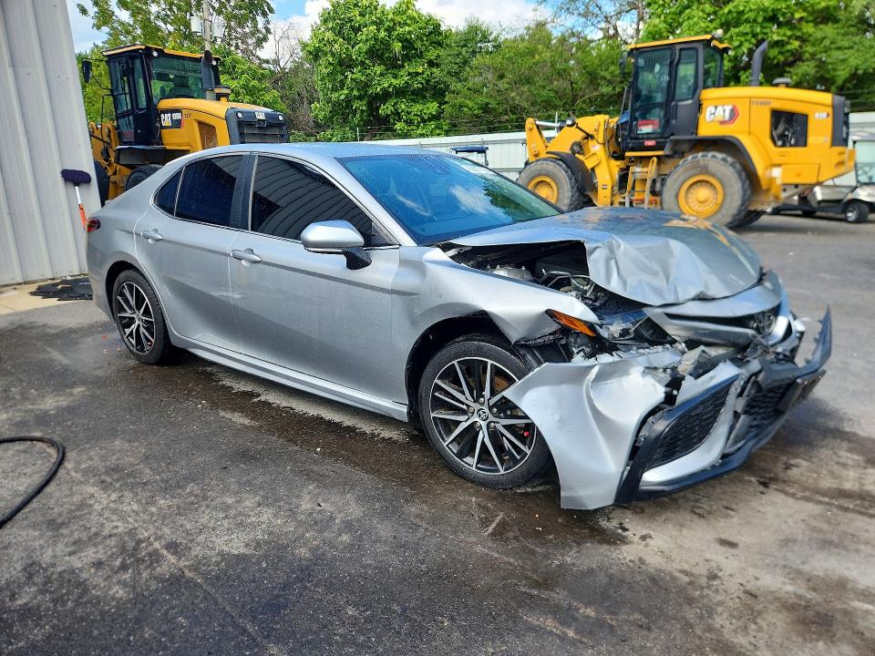 Продажа на аукционе авто 2022 Toyota Camry, vin: 4T1G11BK5NU055832, номер лота: 62297126