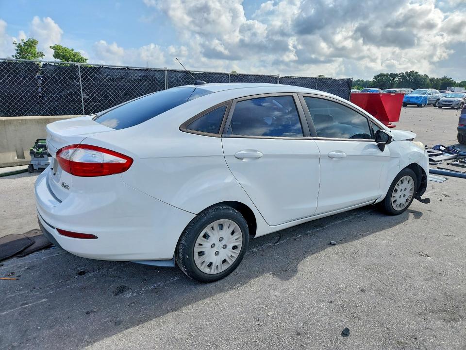 58357626 :رقم المزاد ، 3FADP4AJ0HM152810 vin ، 2017 Ford Fiesta مزاد بيع