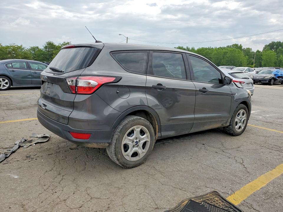 Продаж на аукціоні авто 2017 Ford Escape, vin: 1FMCU0F75HUD07492, номер лоту: 61577446