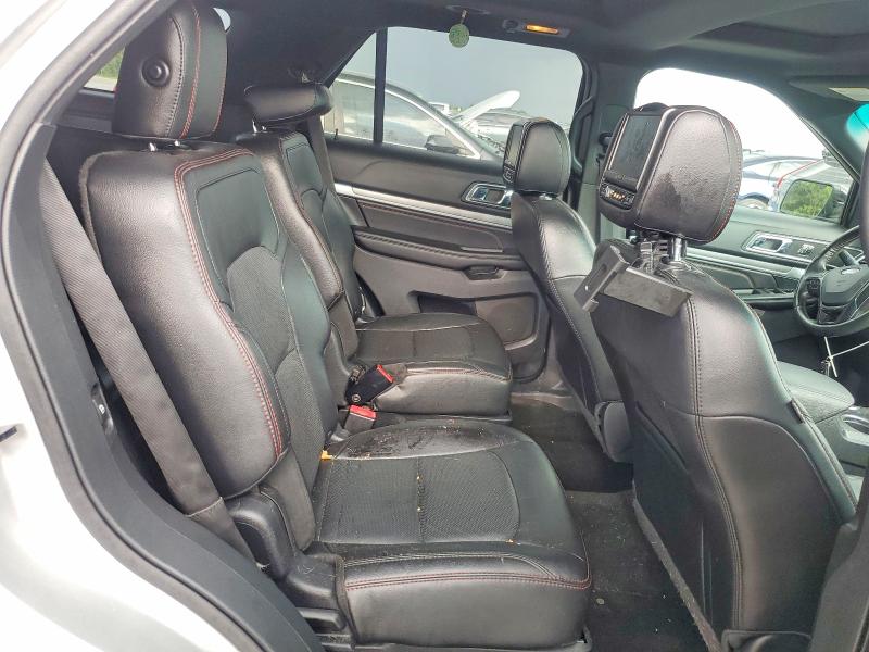59108566 :رقم المزاد ، 1FM5K8GT5HGA22024 vin ، 2017 Ford Explorer مزاد بيع