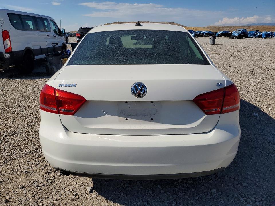 2013 Volkswagen Passat მანქანა იყიდება აუქციონზე, vin: 1VWBP7A34DC124442, აუქციონის ნომერი: 62954486