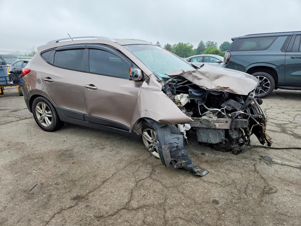 62785626 :رقم المزاد ، KM8JUCAC9BU205827 vin ، 2011 Hyundai Tucson مزاد بيع