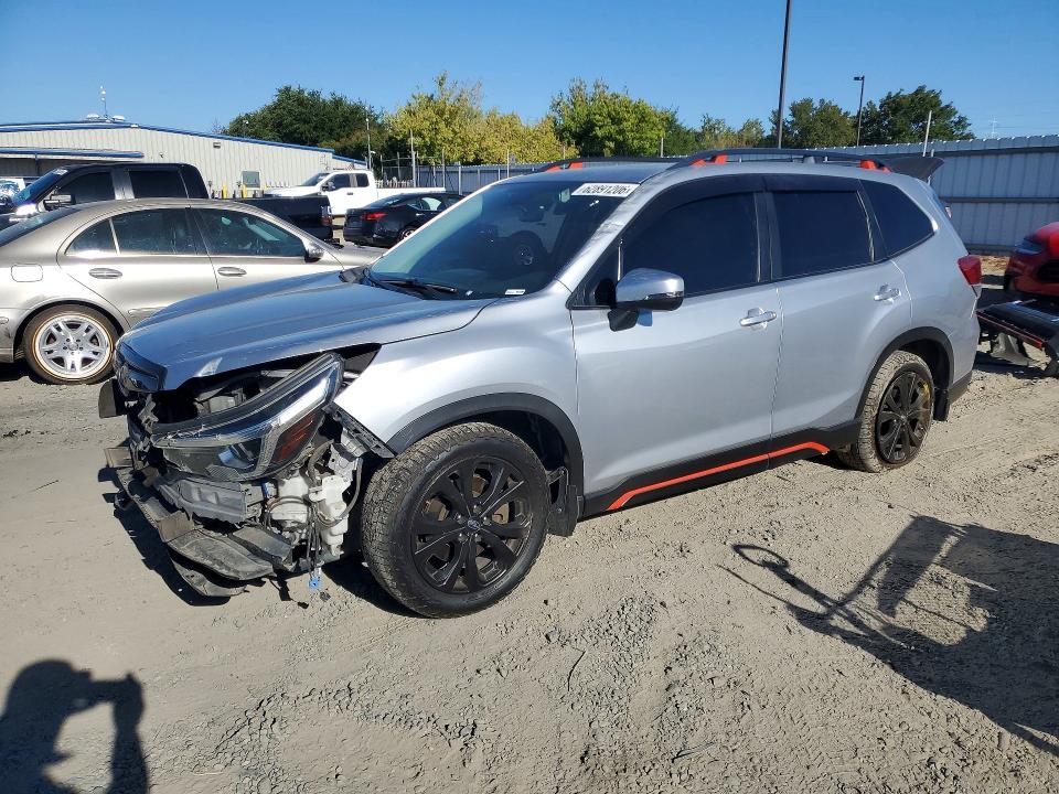 Продажа на аукционе авто 2019 Subaru Forester, vin: JF2SKAJC1KH421300, номер лота: 62891206
