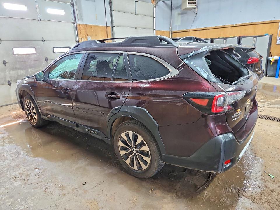 62468176 :رقم المزاد ، 4S4BTGND7R3263159 vin ، 2024 Subaru Outback مزاد بيع