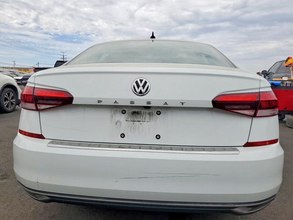 Продаж на аукціоні авто 2022 Volkswagen Passat, vin: 1VWSA7A3XNC004258, номер лоту: 60874386