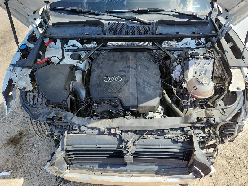 60030576 :رقم المزاد ، WA1EAAFY9N2137353 vin ، 2022 Audi Q5 مزاد بيع