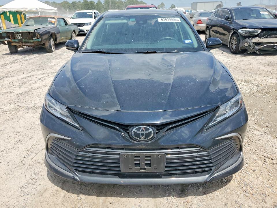 62685556 :رقم المزاد ، 4T1C11AK7RU879157 vin ، 2024 Toyota Camry مزاد بيع