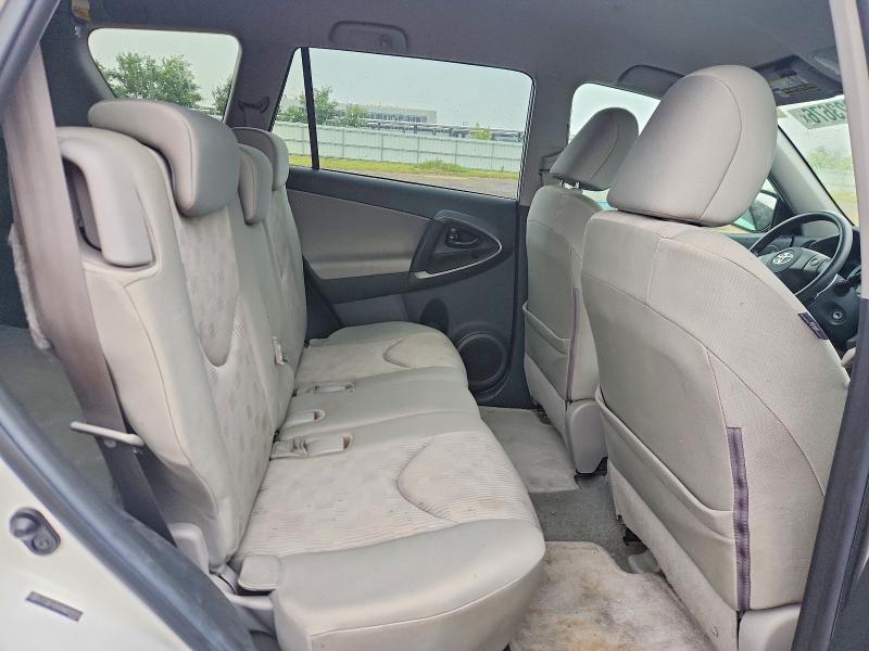 61923676 :رقم المزاد ، 2T3BF4DVXAW039700 vin ، 2010 Toyota Rav4 مزاد بيع
