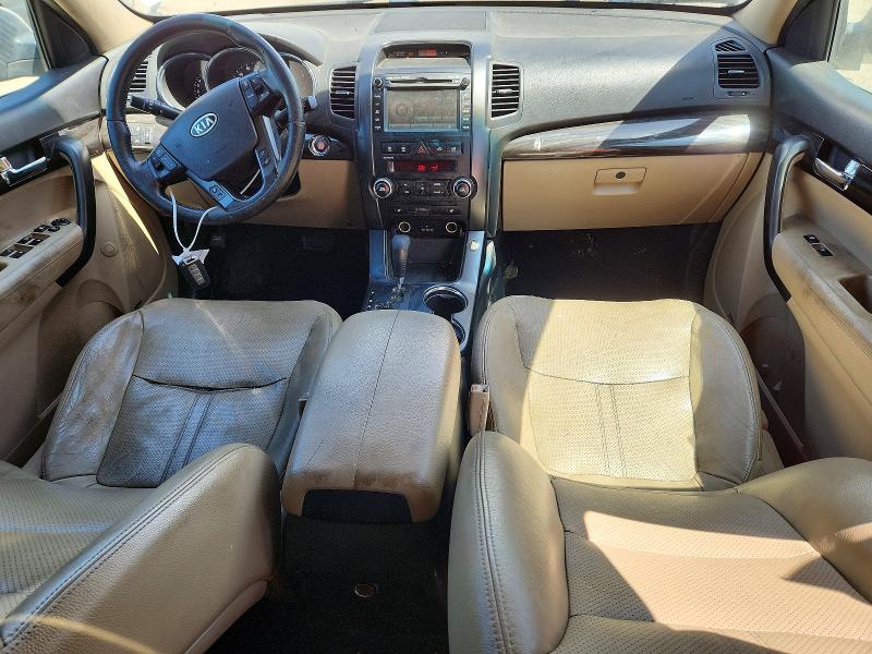 60468006 :رقم المزاد ، 5XYKU4A22BG043353 vin ، 2011 Kia Sorento مزاد بيع