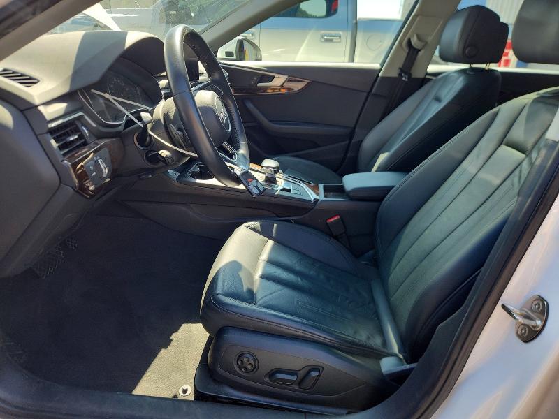 Продаж на аукціоні авто 2019 Audi A4, vin: WAUDNAF45KA016238, номер лоту: 60944026
