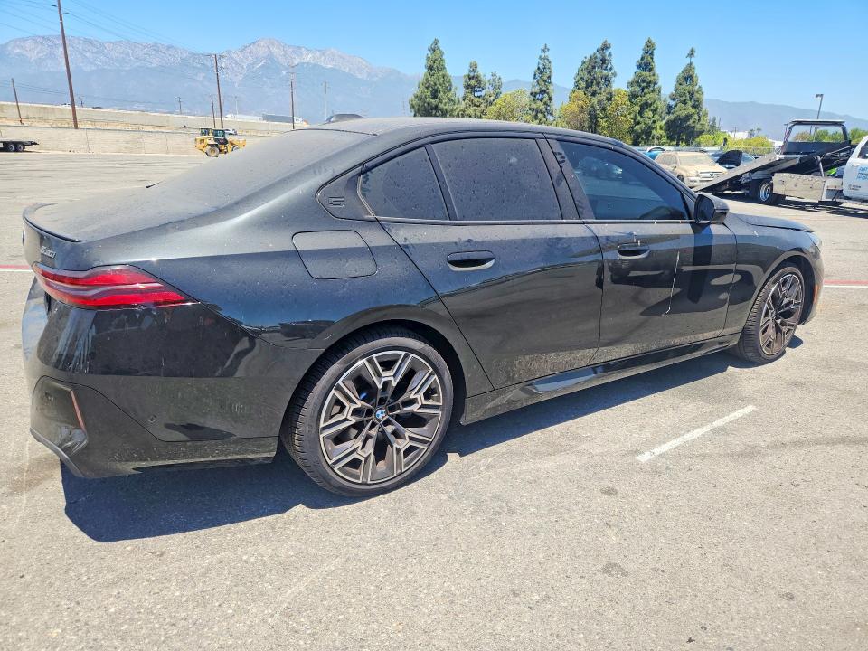 63533116 :رقم المزاد ، WBA43FJ04TCW12387 vin ، 2026 Bmw 530 مزاد بيع