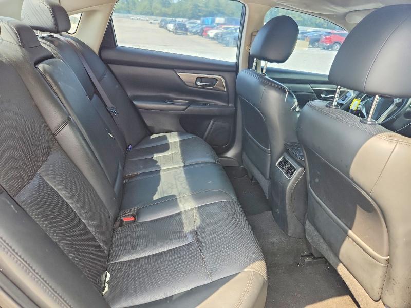 62587586 :رقم المزاد ، 1N4AL3AP0FC219093 vin ، 2015 Nissan Altima مزاد بيع