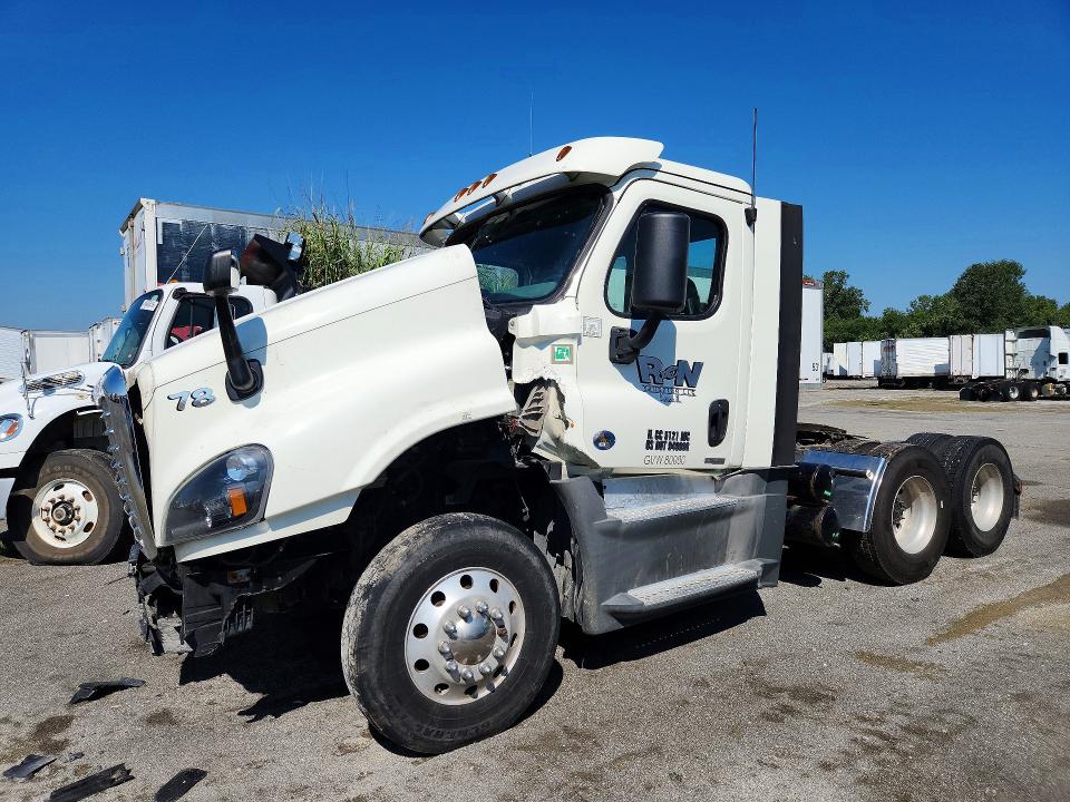 60500306 :رقم المزاد ، 3AKJGEDR7JSJV9374 vin ، 2018 Freightliner Cascadia 125 مزاد بيع