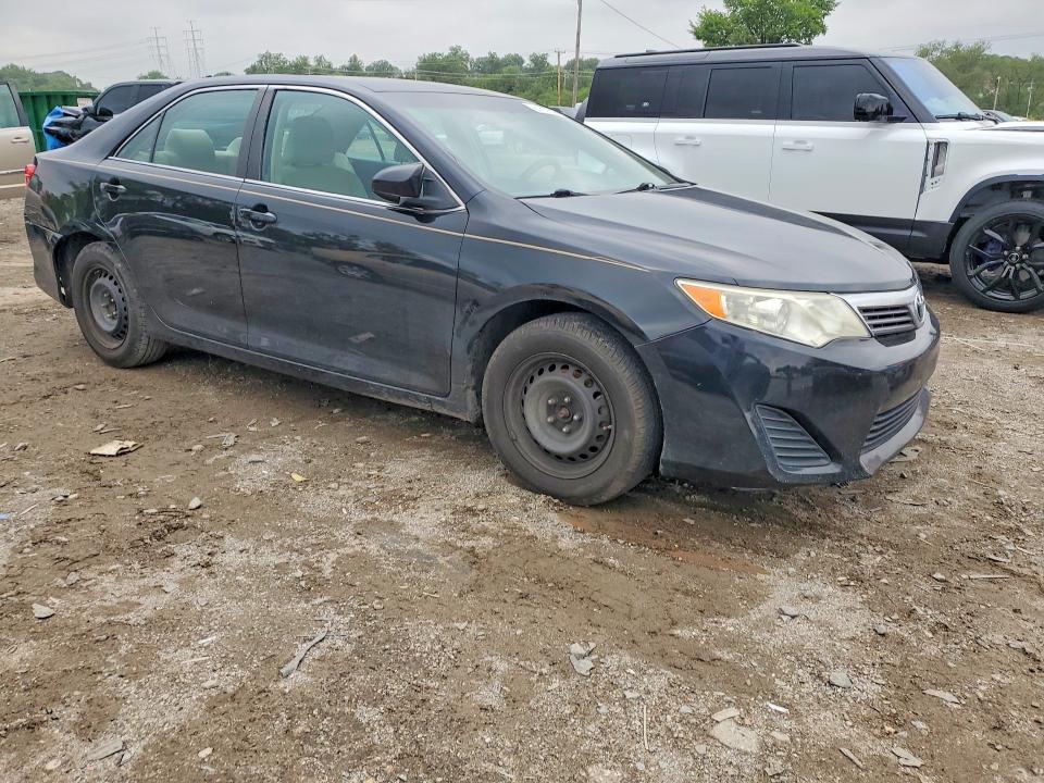 60319656 :رقم المزاد ، 4T4BF1FK7DR288184 vin ، 2013 Toyota Camry مزاد بيع