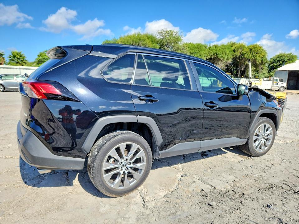 Aukcja sprzedaży 2022 Toyota Rav4, vin: 2T3C1RFV4NC197079, numer aukcji: 62816236