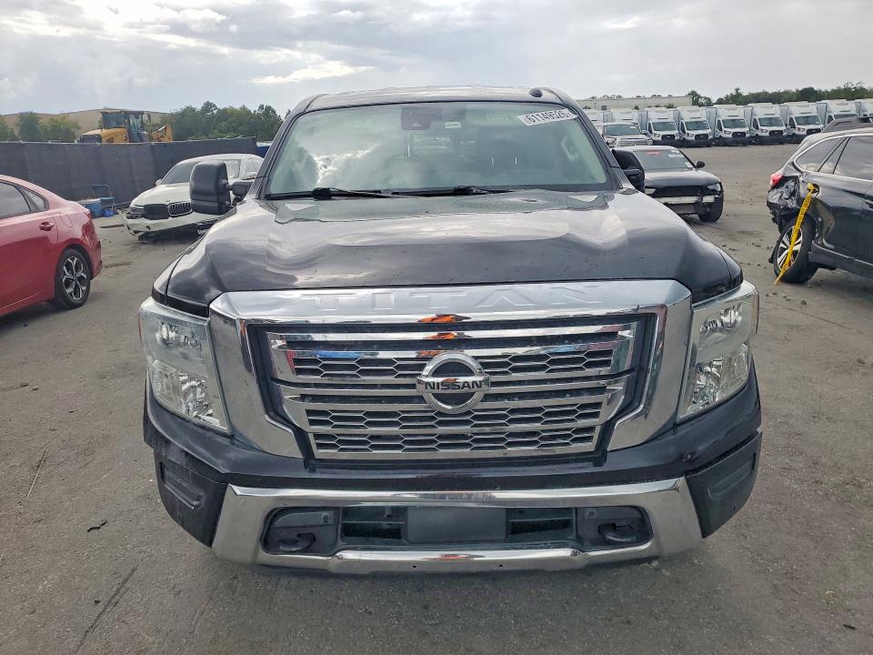61149526 :رقم المزاد ، 1N6AA1EF2MN530755 vin ، 2021 Nissan Titan مزاد بيع