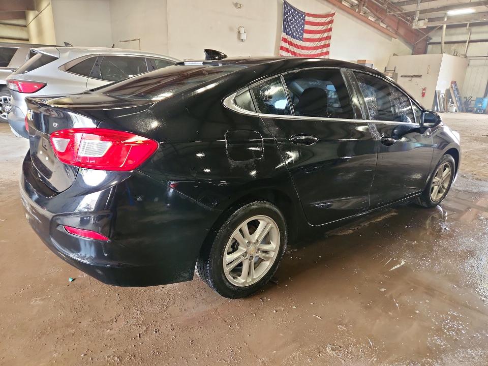 59680246 :رقم المزاد ، 1G1BE5SM9H7147999 vin ، 2017 Chevrolet Cruze مزاد بيع