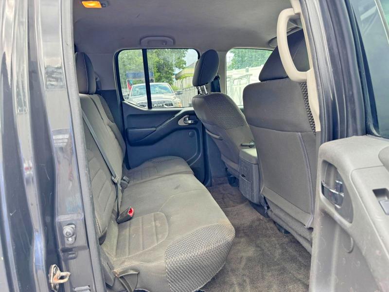 62637286 :رقم المزاد ، 1N6AD0EV4FN737952 vin ، 2015 Nissan Frontier مزاد بيع