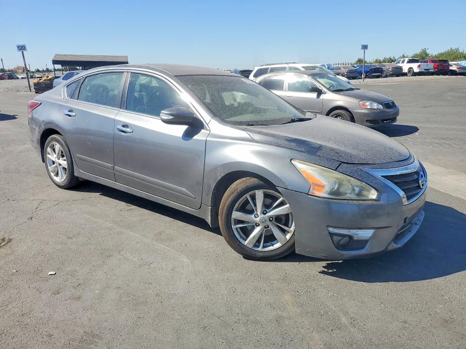 62700326 :رقم المزاد ، 1N4AL3AP5FN358222 vin ، 2015 Nissan Altima مزاد بيع