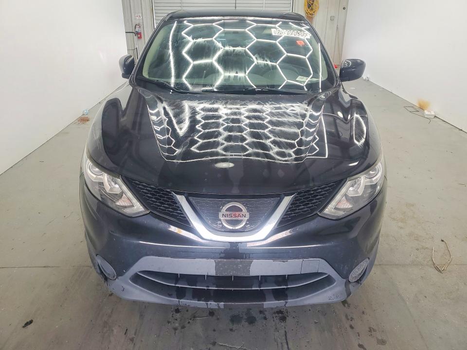 60999636 :رقم المزاد ، JN1BJ1CP5KW238241 vin ، 2019 Nissan Rogue Sport مزاد بيع