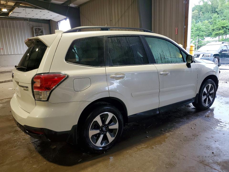 Продажа на аукционе авто 2017 Subaru Forester, vin: JF2SJARC9HH420735, номер лота: 61929986