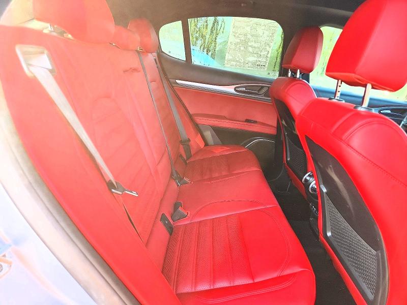 61854936 :رقم المزاد ، ZASPAKBN7L7C88053 vin ، 2020 Alfa Romeo Stelvio مزاد بيع