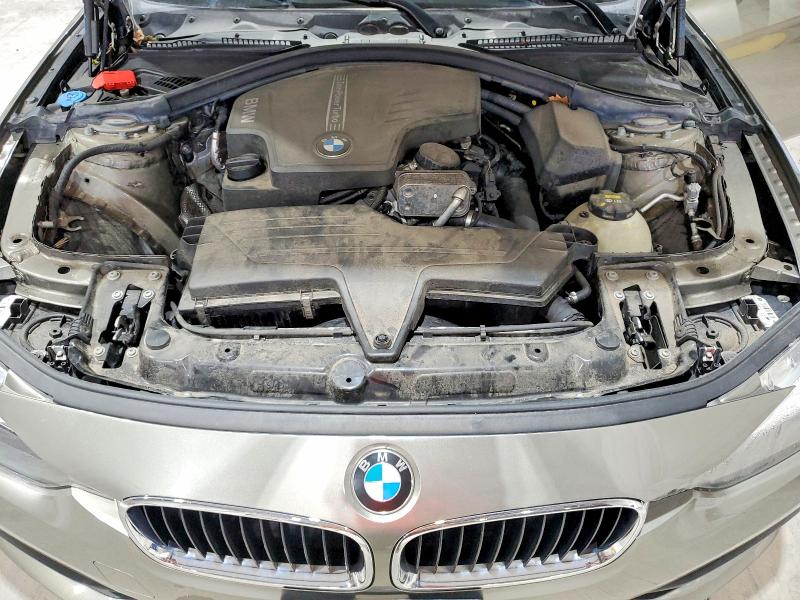2017 Bmw 320 მანქანა იყიდება აუქციონზე, vin: WBA8E5G35HNU43404, აუქციონის ნომერი: 63319746