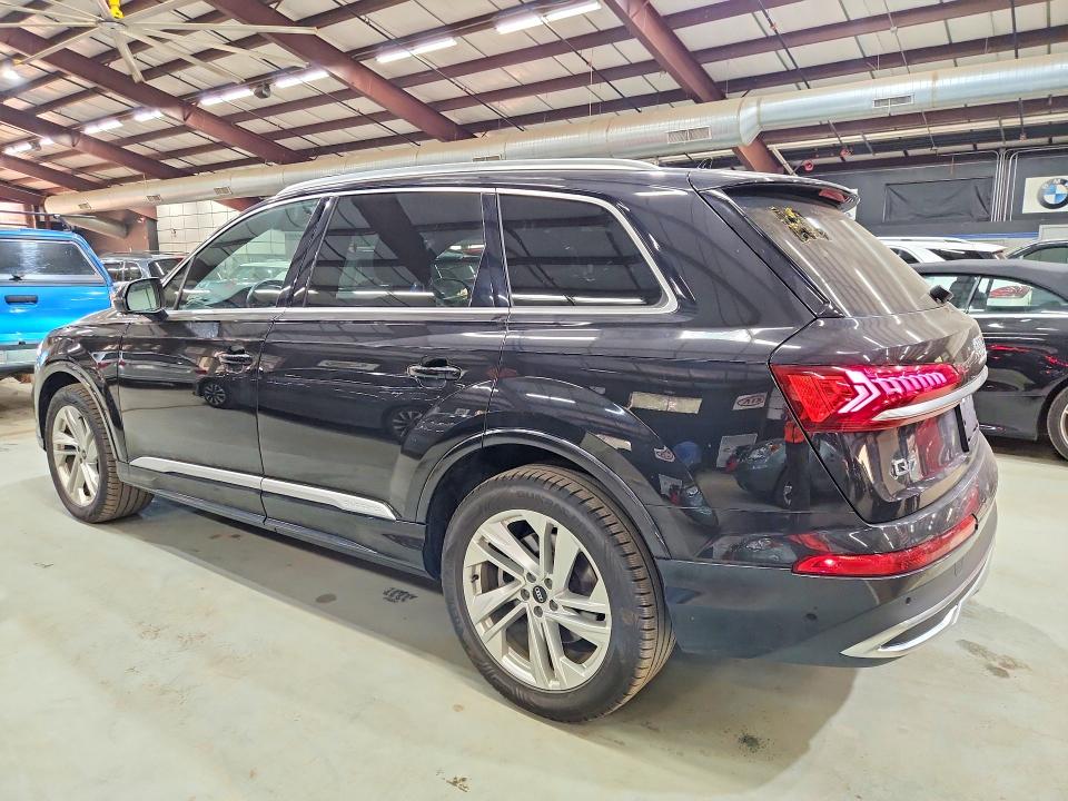 Продажа на аукционе авто 2021 Audi Q7, vin: WA1AXAF74MD021548, номер лота: 61181306