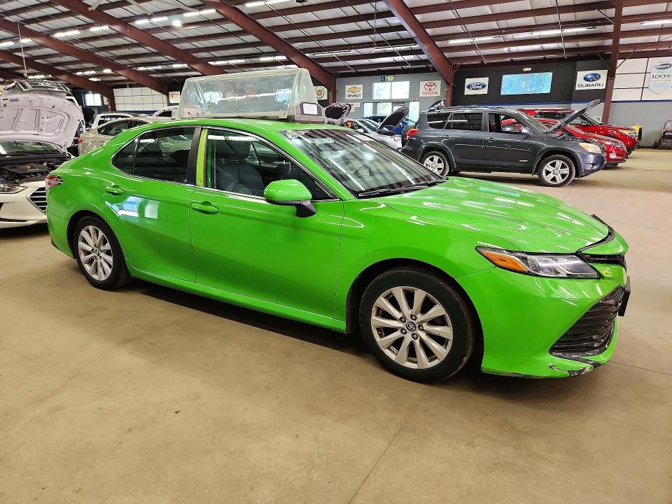 Продаж на аукціоні авто 2018 Toyota Camry, vin: 4T1B11HK4JU115918, номер лоту: 62461786